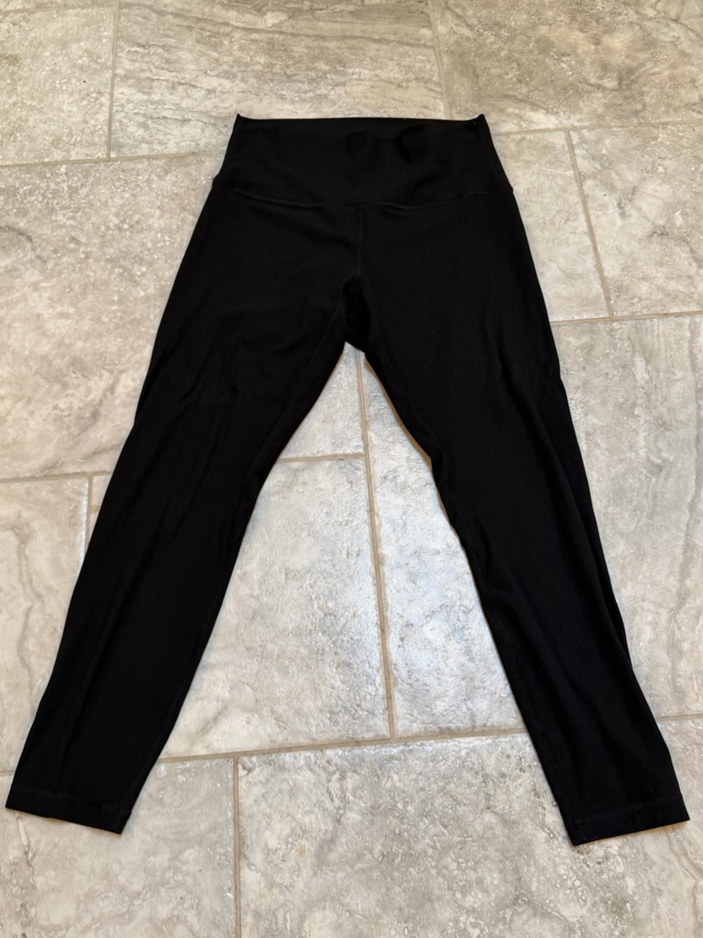 lululemon athletica Black High-Rise ribbed Leggings size 10 EUC